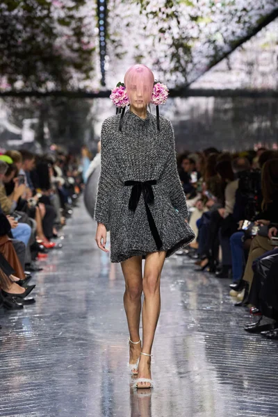 Look 39